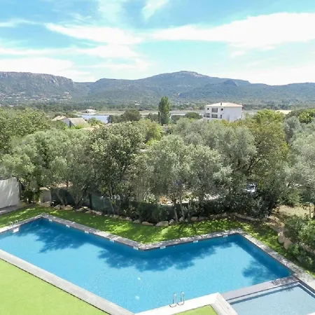 Standing Piscine Vue Apartment *